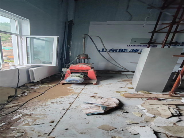 江南地基基础下沉墙体裂缝加固注浆顶升施工